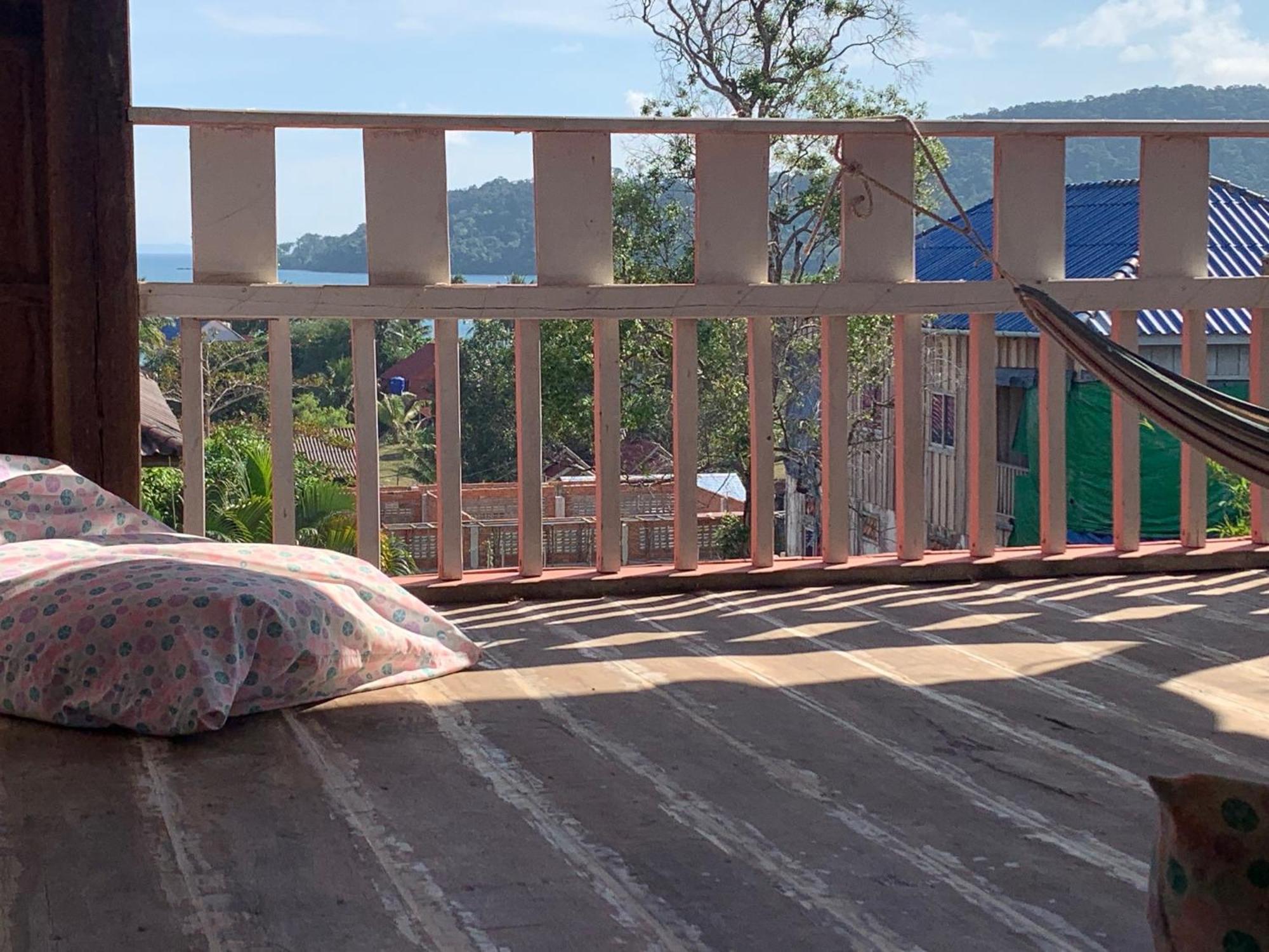 Dahlia Guesthouse ロンサレム島 エクステリア 写真