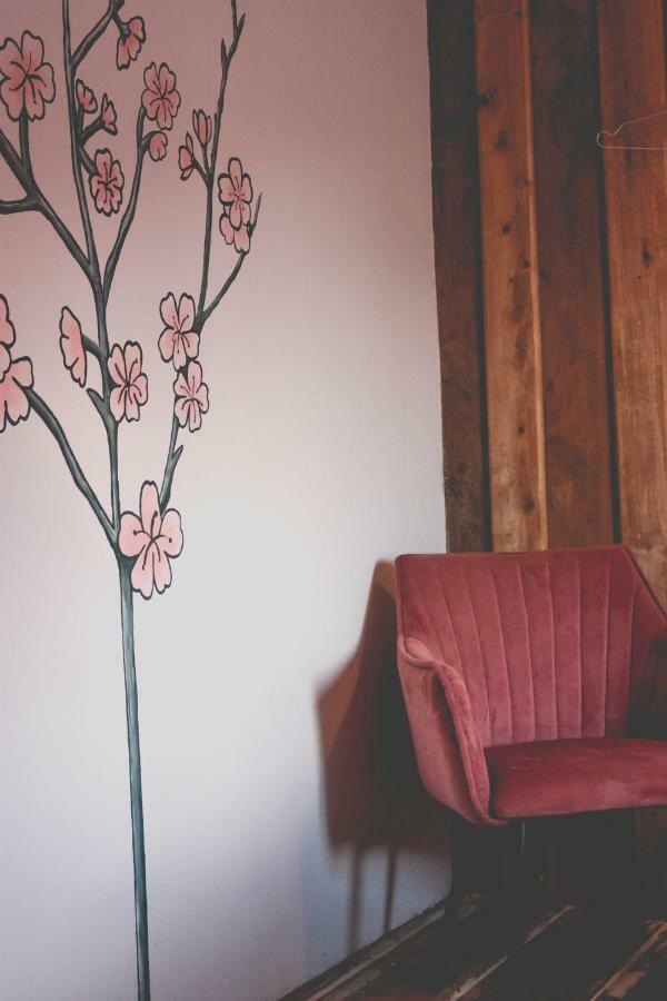 Dahlia Guesthouse ロンサレム島 エクステリア 写真